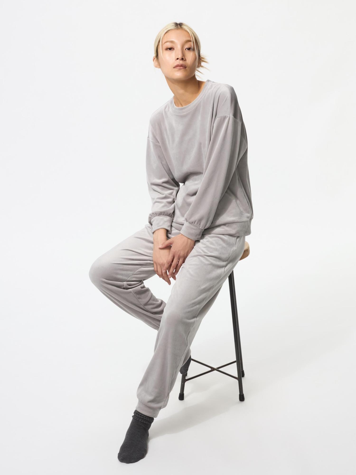 

Uniqlo Япония Ультраэластичный гладкий комплект с длинным рукавом 03 GRAY/XS