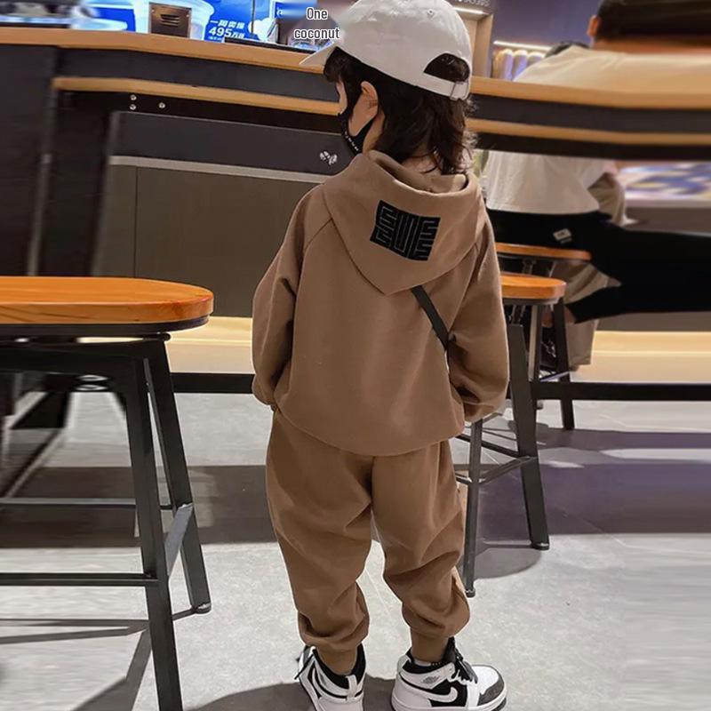 Boys' Spring 2025 Toddler Street Style Two-Piece Outfit: Cool and Handsome Children's Clothing Set