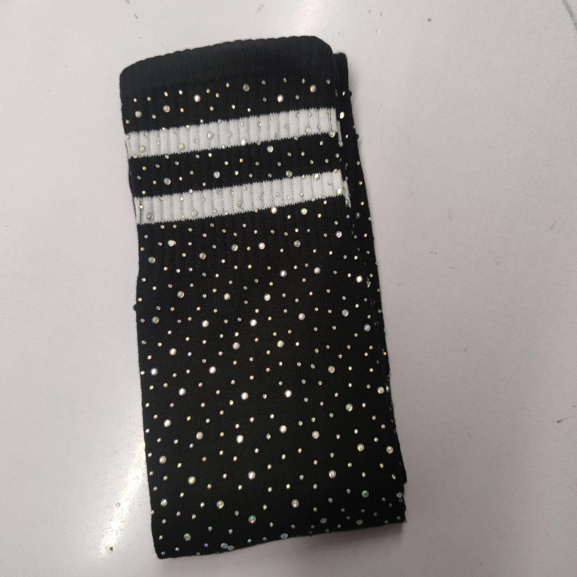 

Women S Fashion Hot Diamond Striped Football Socks Over Knee Stockings Fashion Socks European And American Diamonds One size fits all