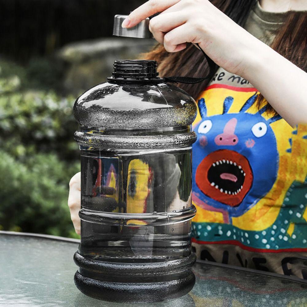 2L Large Capacity Water Bottle With Handle Portable Sports Drink Bottle Training Sports Workout Outdoor Gym Shaker Bottle