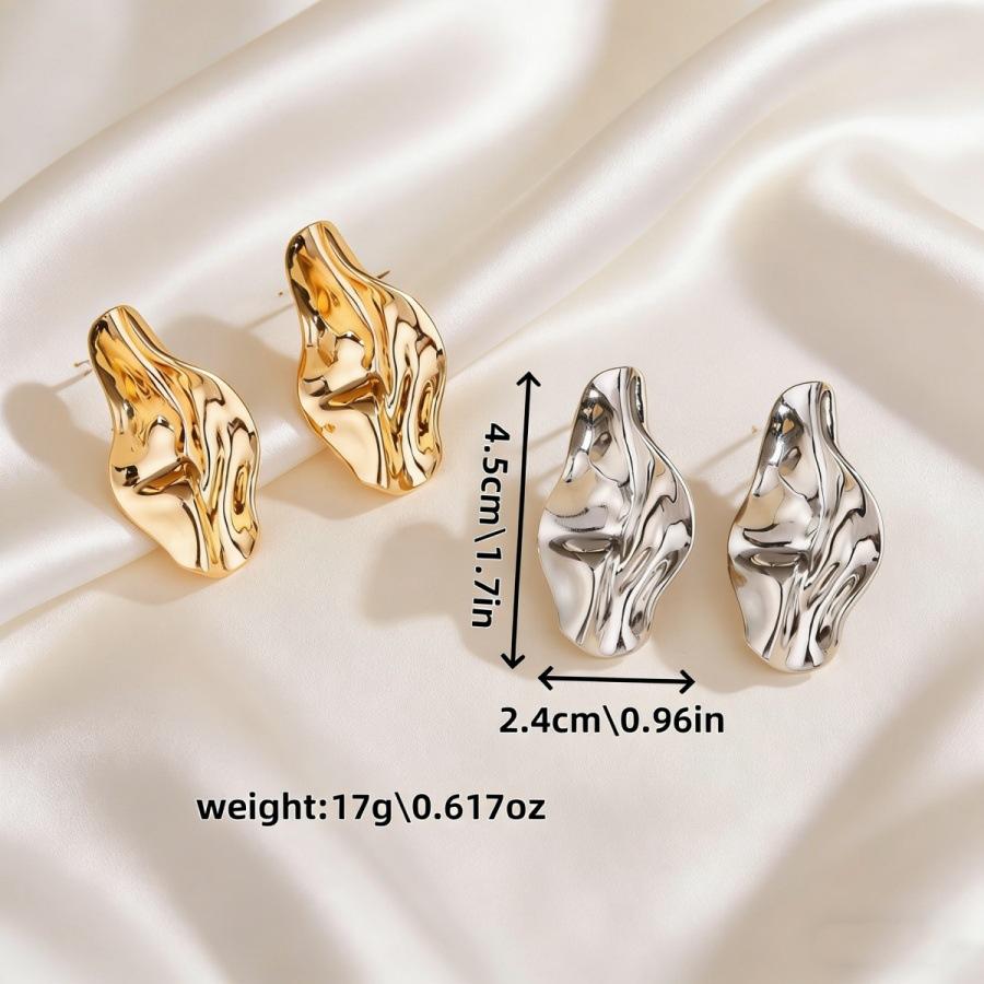 European and American Earrings, Geometric Light Luxury Pleated Design, High-end Stud Earrings, Women's Versatile Niche Earrings