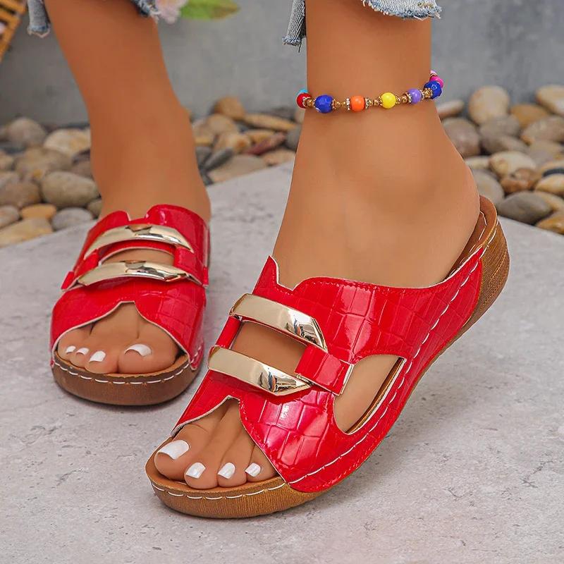 Fashion Gold Patent Leather Wedge Slippers Women 2025 Summer Metal Decor Platform Sandals Woman Comfort Anti Slip Beach Slides Plus Size