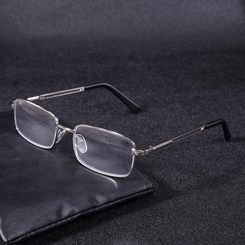 Classic Reading Eyeglasses Metal Frame Men Anti Blue Light Business Presbyopic Eyeglasses Optical Eyewear Vision Care +7.5+1.00+1.50