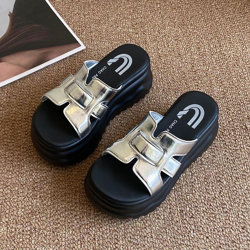 Version peau de mouton~ pantoufles cool pour femmes, nouvelles sandales d'été polyvalentes, mode haut de gamme, semelle épaisse, hauteur 8cm