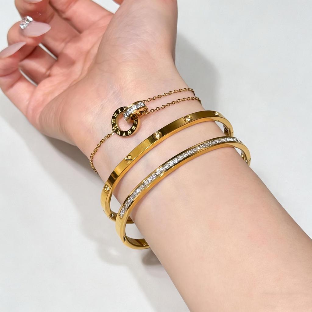 18K Gold Diamond-Inlaid Titanium Steel Bracelet, Women's Niche Luxury Design, Stainless Steel Hollow Letter Style.