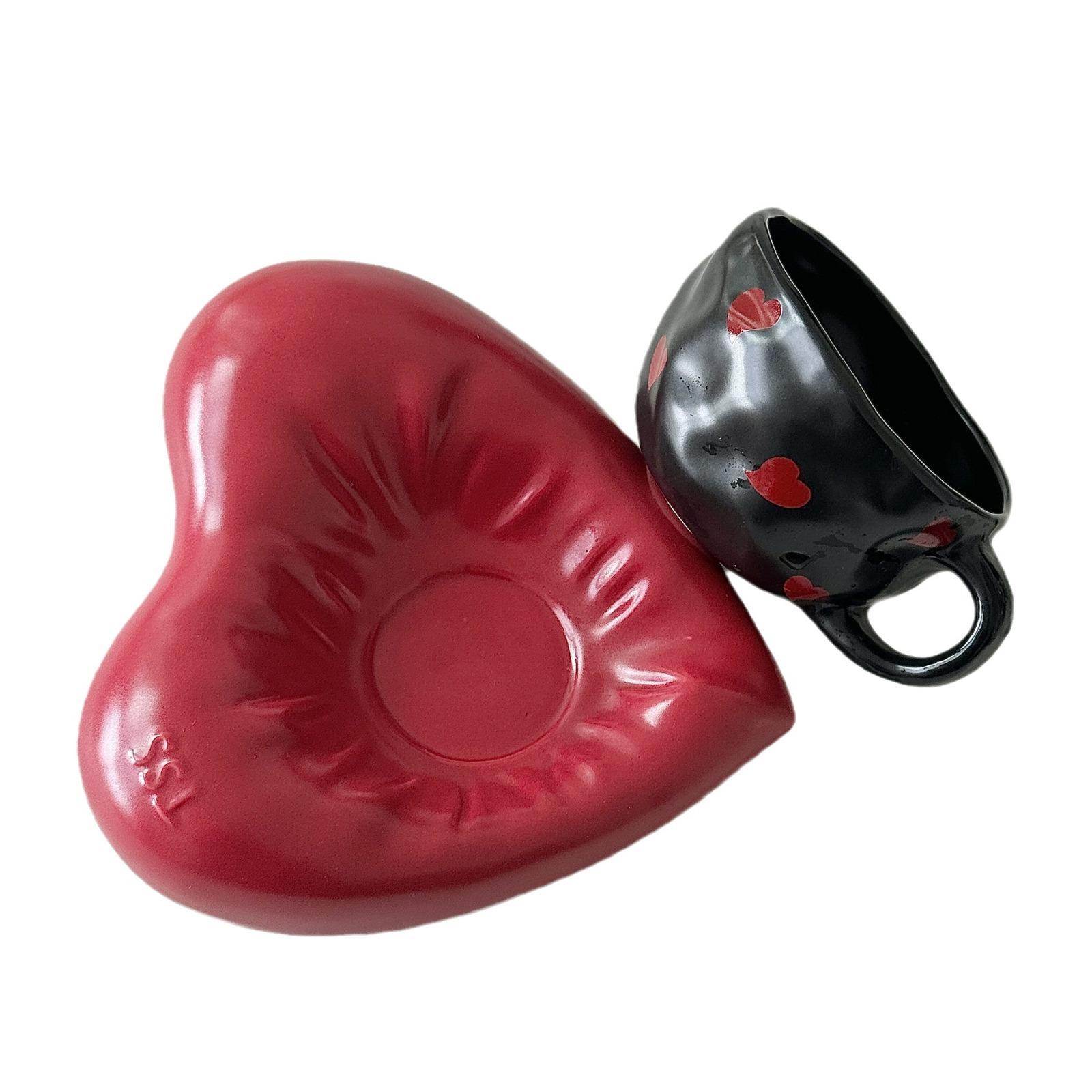 Heart shaped Cups and Plates Ceramic Coffee Cups  Mugs High Appearance Level  High End Milk Household Couple Drinking Cups 250ml