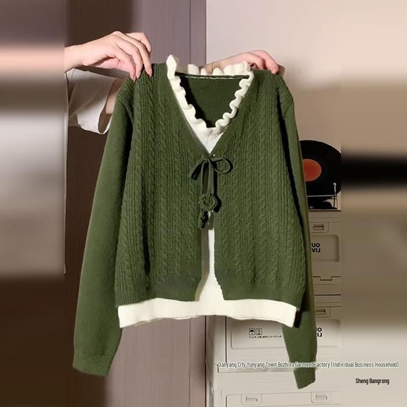 Green Knitted Plaid Sweater Dress - Women's Korean Style Petite Outfit for Spring and Autumn