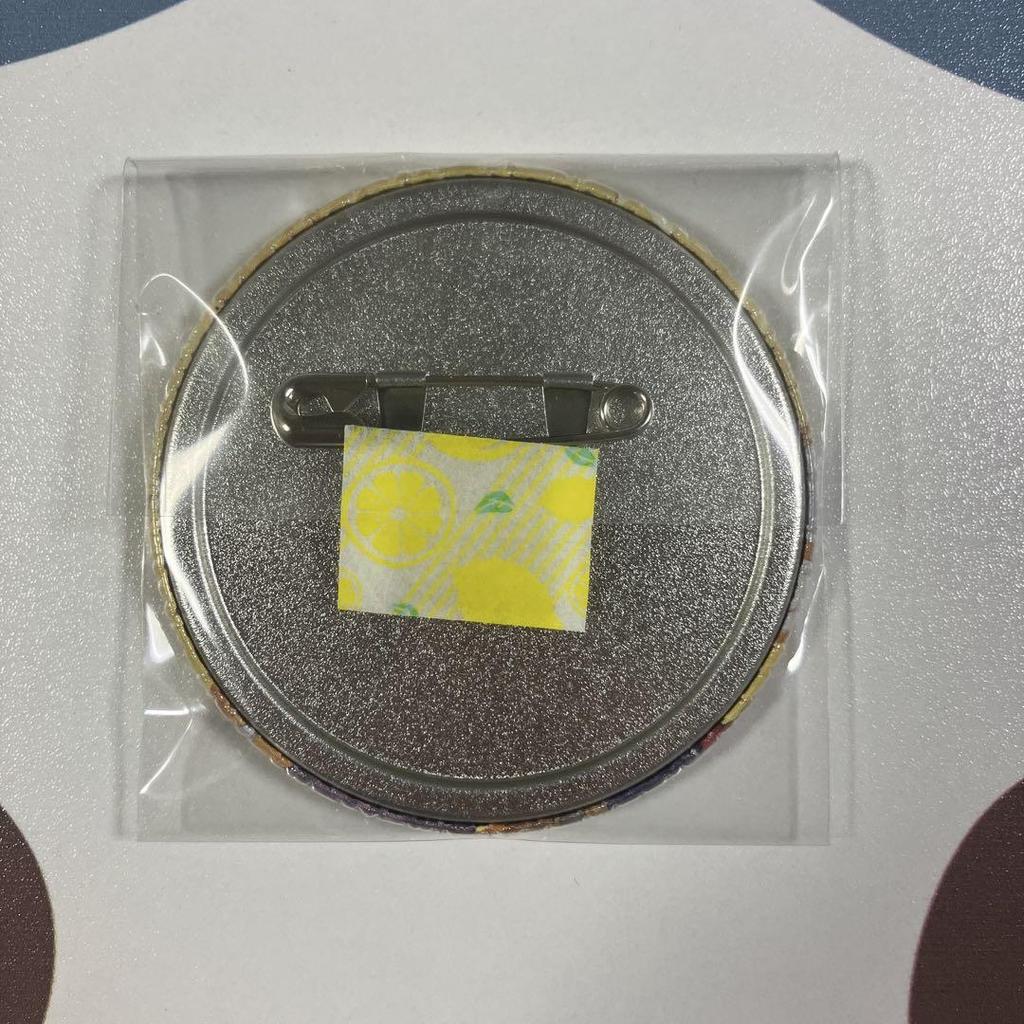 [USED] CR Chips Bonus Can Badge Daruma's God & Arisaka