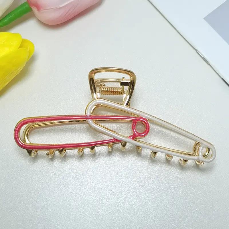 Elegant Tulip & Lily Hair Clip - Large Fairy Claw for Stylish Back-of-Head Design