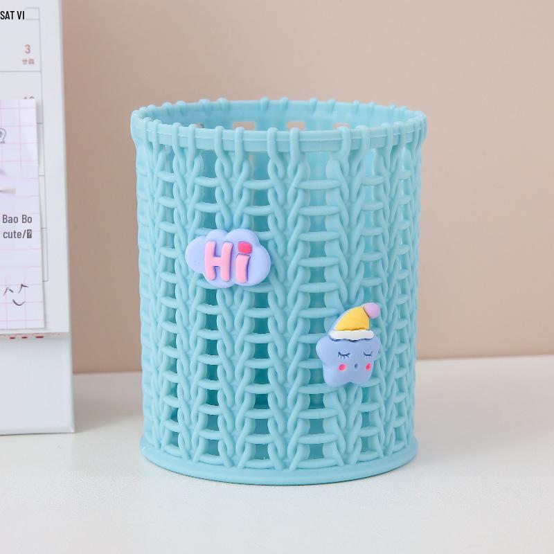 Creative Cartoon Rattan-Style Pen Holder: Cute Round Plastic Pencil Case for Students and Office Desk Storage.