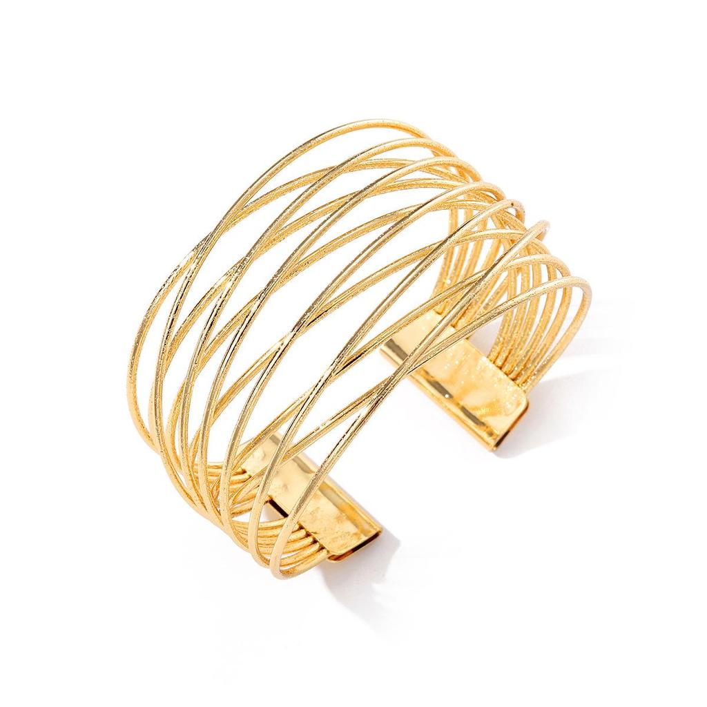 European-American Trendy Wide-Face Cuff Bracelet: Elegant, Smooth Metal, Multi-Layered, High-End Design.