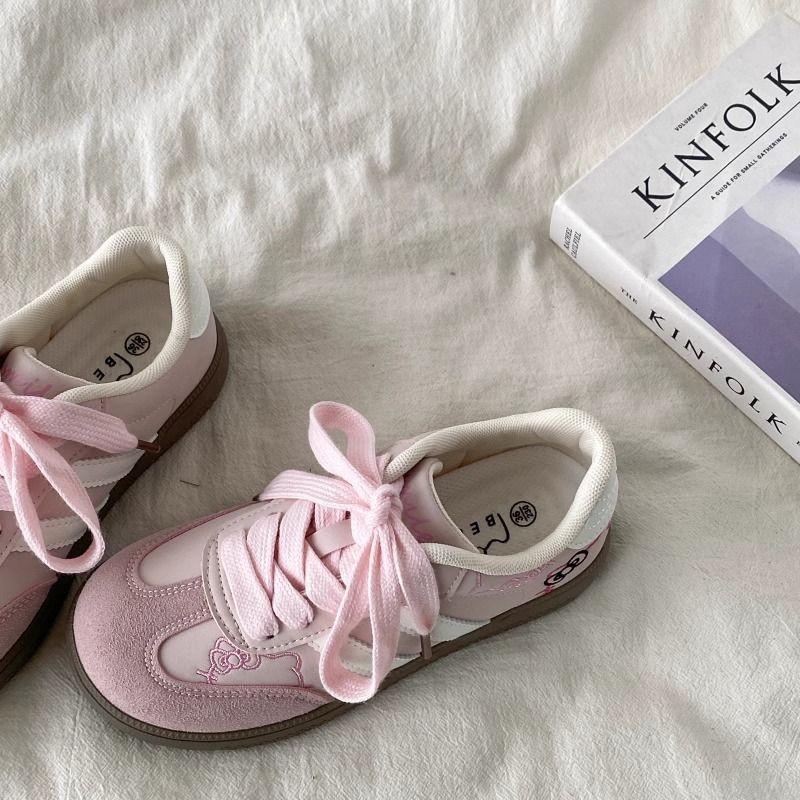 

Нишевая шикарная универсальная повседневная обувь для скейтбординга, тренд 2025 года, ранняя весна, новые корейские милые немецкие кроссовки с вышивкой KT cat для женщин 38 розовый