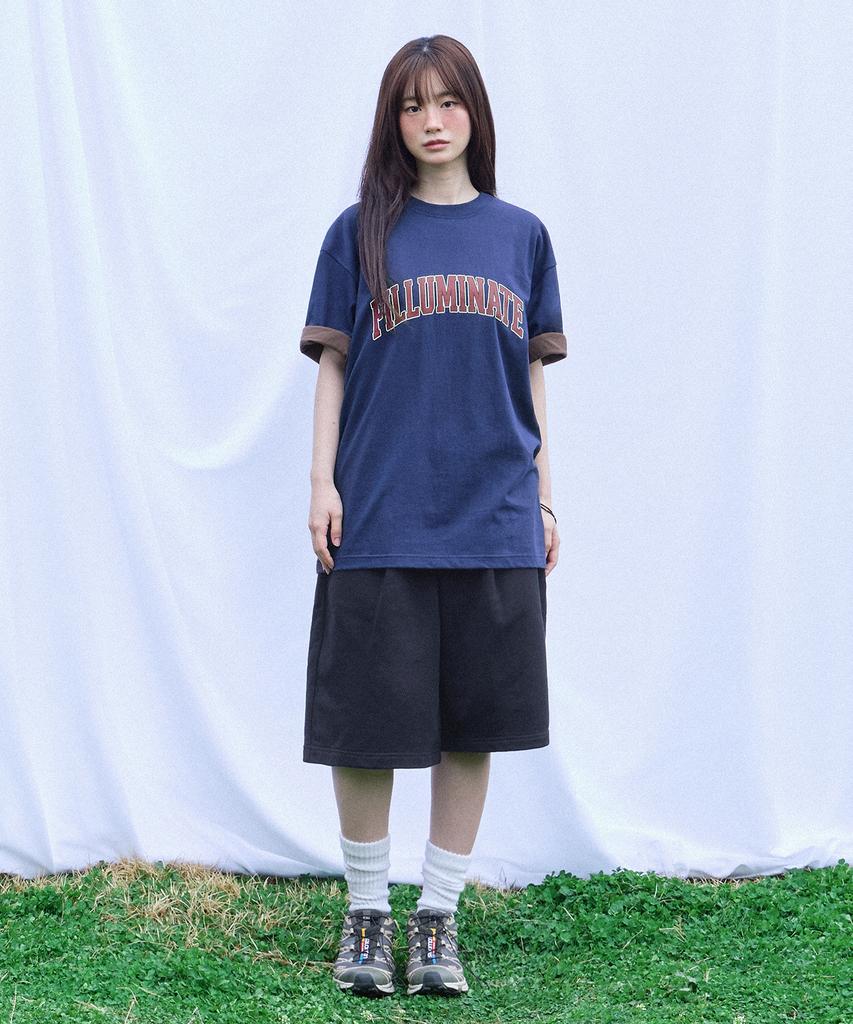 FILLUMINATE Two-Tone Arch Logo T-Shirt - Black