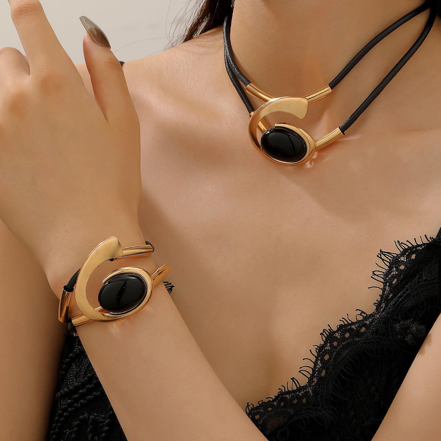 Богемный набор украшений  Спиральная улитка  с акриловыми камнями: Женский комплект: Колье и Браслет