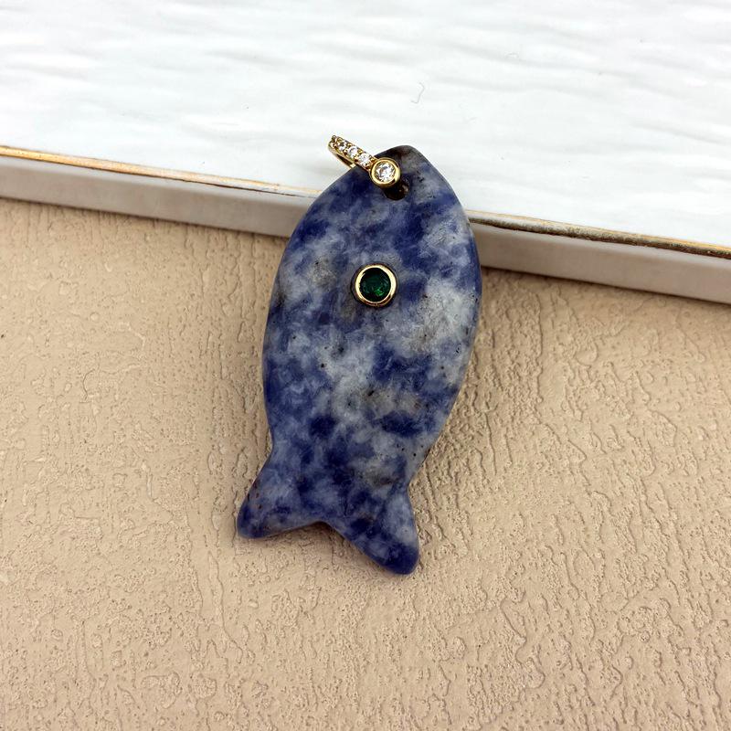 Natural Crystal Fish-Shaped Pendant: Red Agate, Lapis Lazuli, Tiger Eye, Jade Clavicle Chain