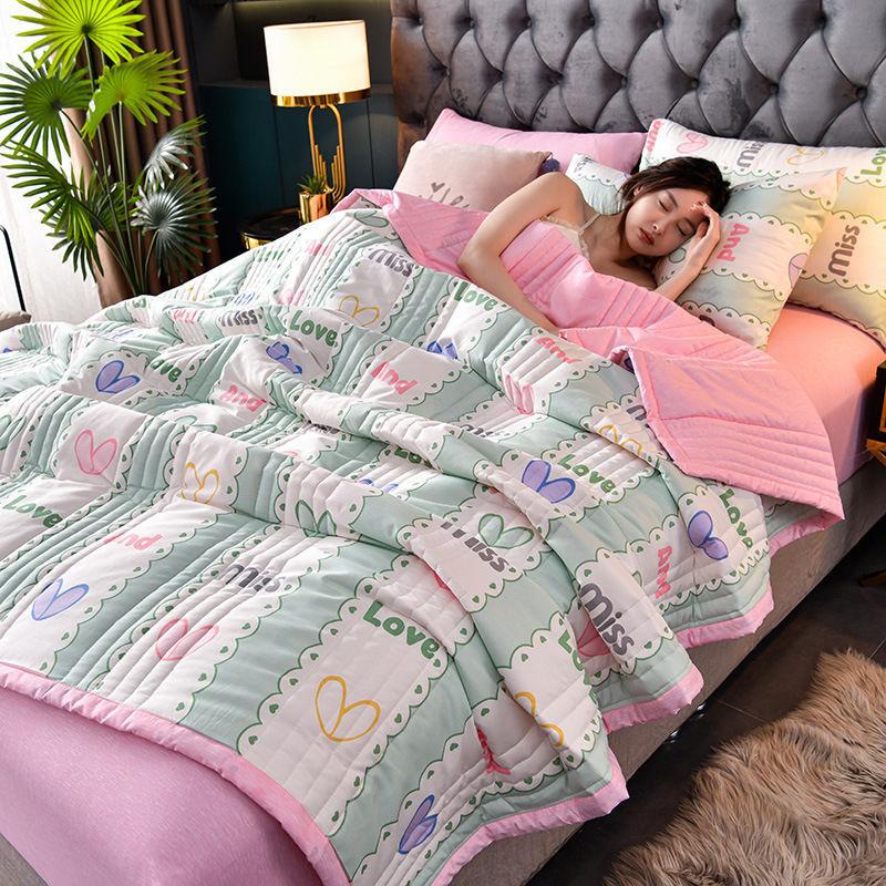 Simple Modern Air Condition Thin Blanket Summer Quilt Cotton Fluffy Plaid Blanket on The Bed Comfortable Comforter