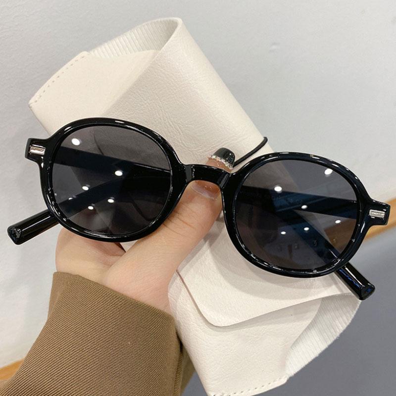 New Retro Oval Sunglasses Women Small Frame Streetwear Gradient Eyewear Fashion Designer Sun Glasses For Female