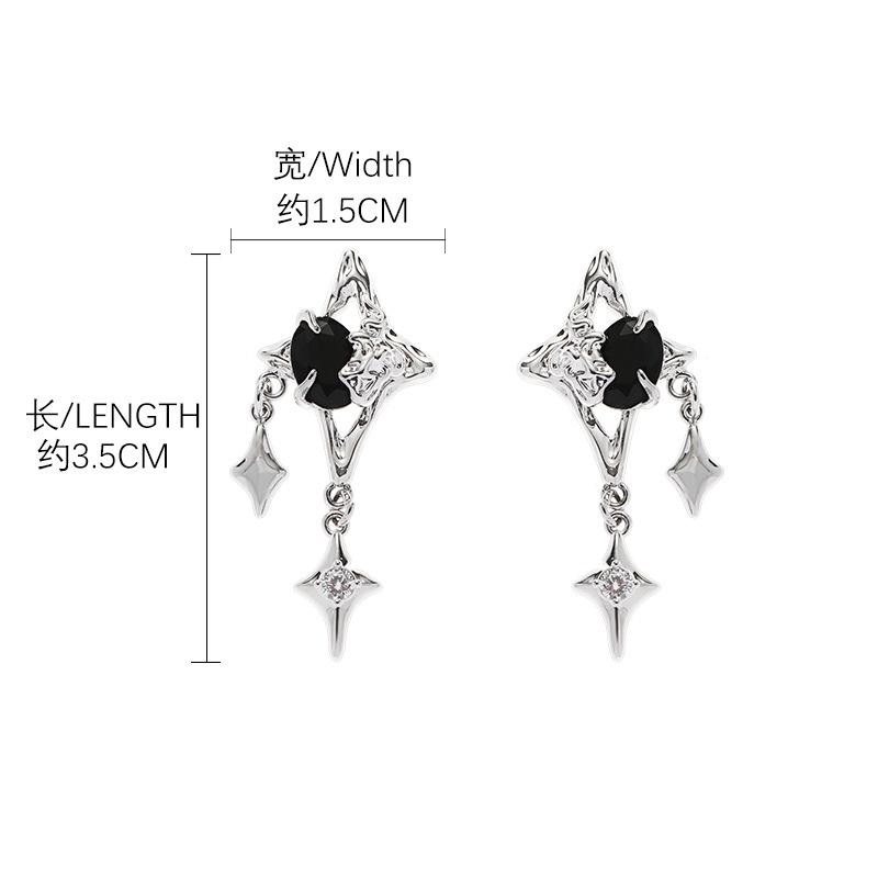 Four-pointed star earrings, simple and versatile stud earrings, sweet and cool, exquisite S925 silver needle earrings.