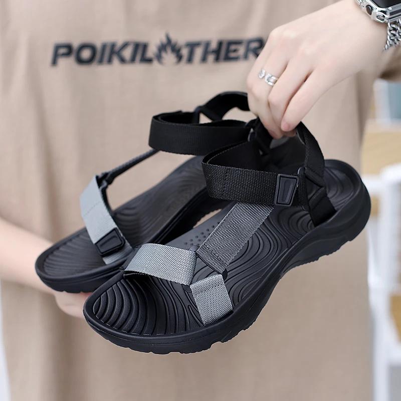 Fashion Outdoor Lightweight EVA Sole Breathable Sandy Beach New Men Sandals Garden Shoes Summer High Quality Clogs Big Size 46 Hombre