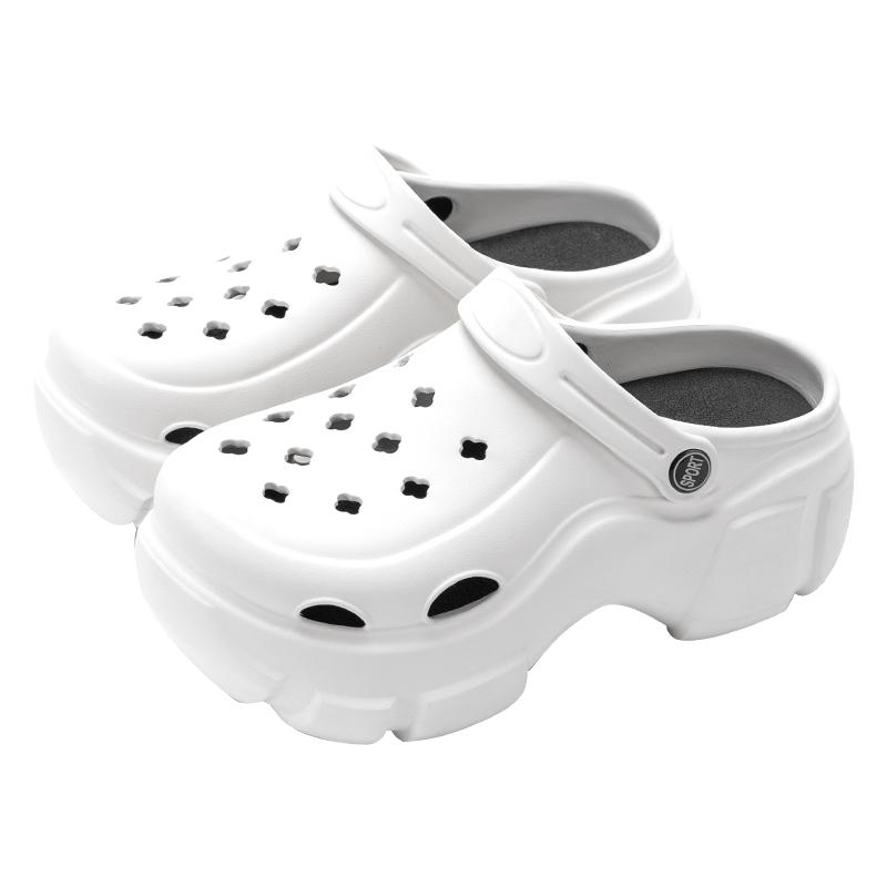 Summer Women Clogs Shoes Beach EVA Thick Bottom Sandals Fashion Comfortable Clogs Shoes Indoor Outdoor Ladies Hole Shoes