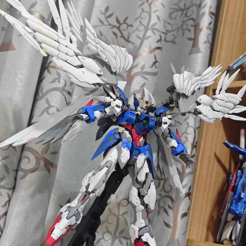New Daban 8820 Wing Zero Gundan Action Figure Model Kit 1/100 Scale Plastic Model Toys Desktop Ornament Boy Surprise Gift