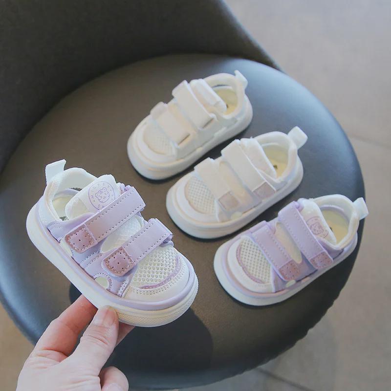 Summer 2023 Girls' Closed-Toe Sandals: Soft, Breathable, Mesh Beach Shoes for Toddlers (Ages 1-4)