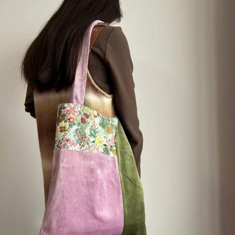 Velvet Retro Large-capacity Tote Bag Morning Commuter Bag Personalized Casual Single-shoulder Handbag