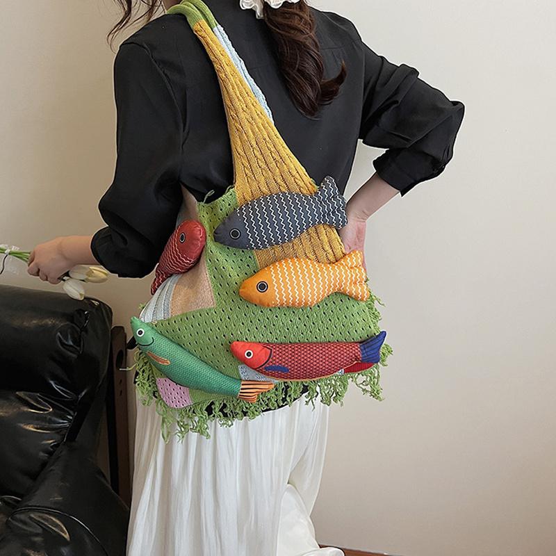 Yogodlns Fashion Creative Woven Shoulder Bag Handmade Fish Handbag Large Capacity Beach Bag Color Matching Ladies Underarm Bag
