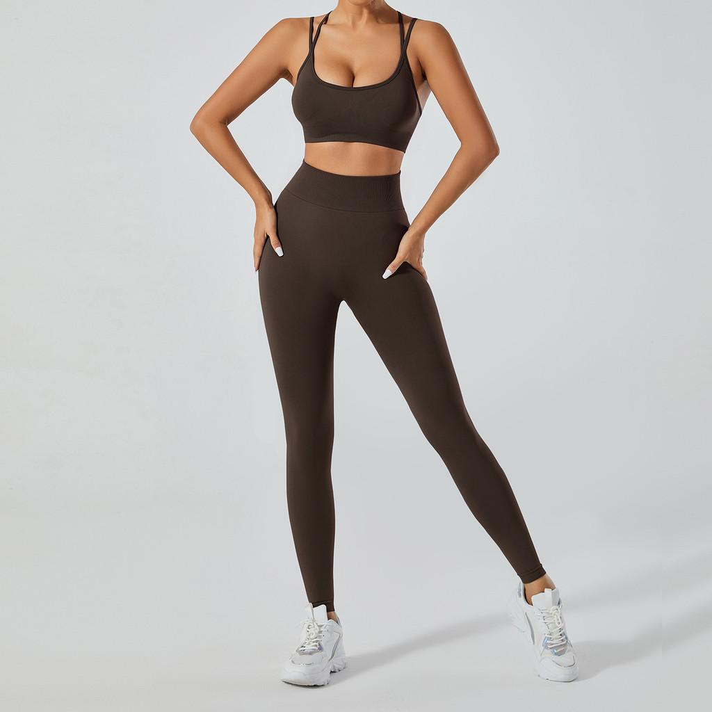 Seamless Yoga Set For Women With Quick Dry Fabric Perfect For Running And Fitness Activities
