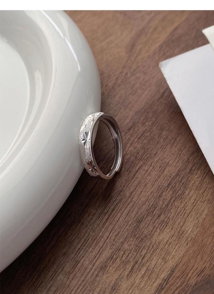 Sterling Silver Starry River Couple Rings: Luxurious, Shimmering Niche Design