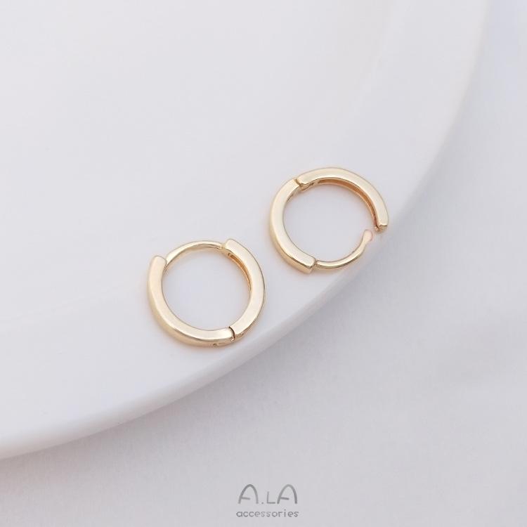 

Серьги-кольца из золота 14 карат с подвесками-каффами - Аксессуары для ювелирных изделий ручной работы