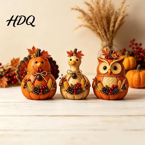 Seasonal Autumn Shelf Display 3PCS Rustic Harvest Wooden Ornaments Animal Designs Retro Small Pumpkin Figurines Distressed Farmhouse Crafts