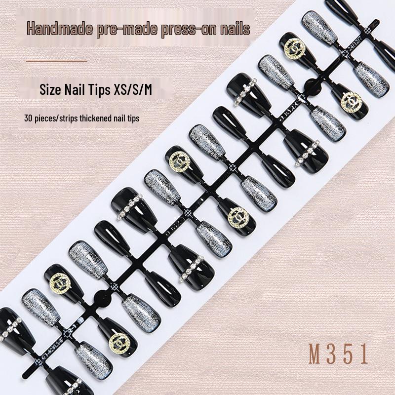 

Chic Y2K Style Press-on Nails: Sweet, Cool Handmade Stickers for a Hot Girl Look