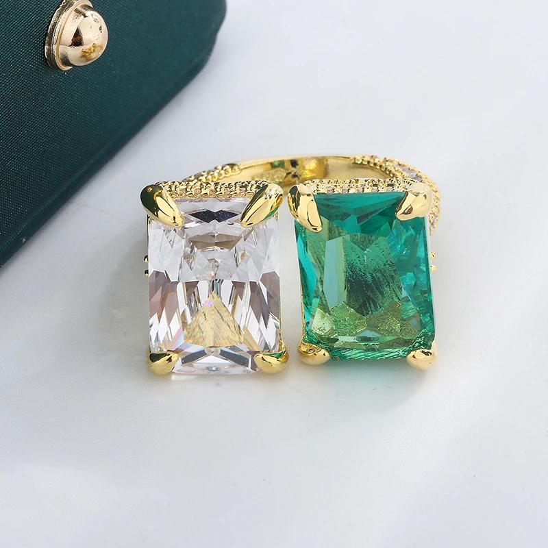 Exquisiter Ring für Frauen, hochwertiger glänzender quadratischer grüner Zirkonring, stilvolles Verlobungsschmuckgeschenk