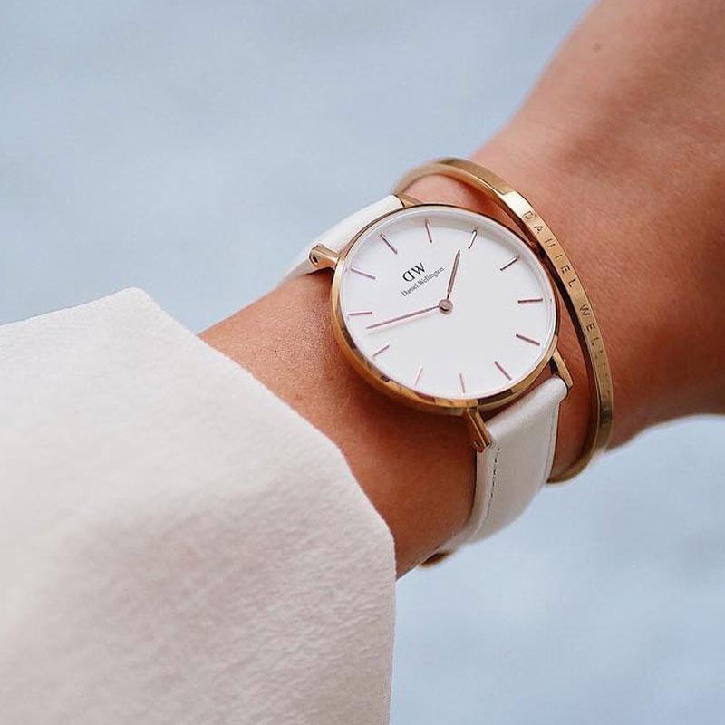 DANIEL WELLINGTON Watch Quartz Movement Leather Strap 28mm White Dial Women's Watch Fashionable and Versatile European and American Watch DW00100249