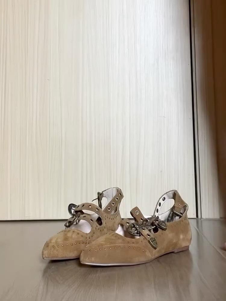 

2025 cowhide version~ pointed flat bottom inner height increase Mary Jane shoes women s brown rivets one word with shallow mouth single shoes women 40