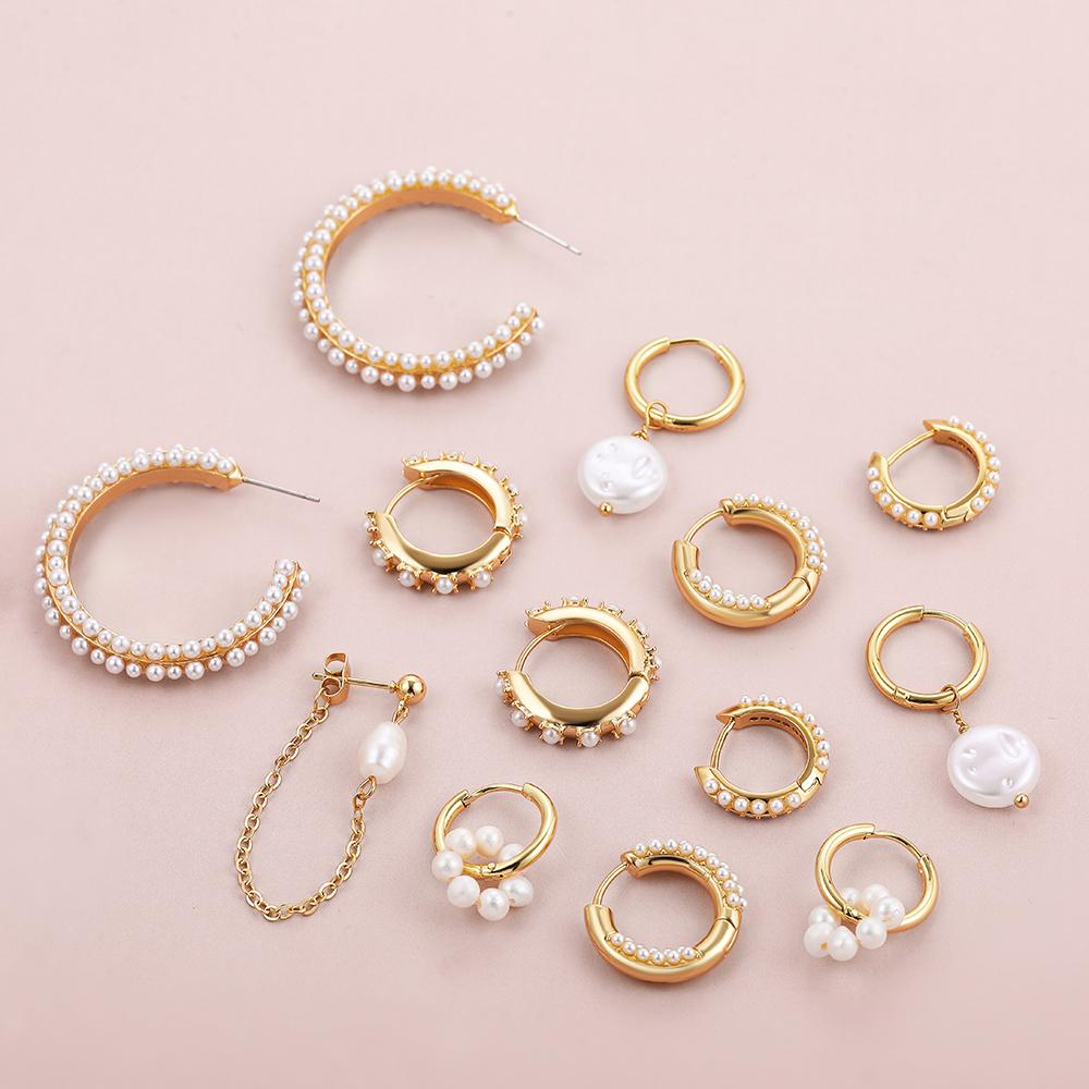 2022 New Pearl Small Circle Hoop Earrings for Women Gold Plated Piercing Ear Buckle Huggies Pearls Eardrop Minimalist Zircon