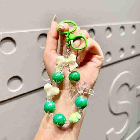 Rabbit Resin Trendy Candy Colored Bow Knot Heart Bead Keychain For Fashionable Gifts