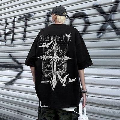 American Retro Street Hip-hop Gothic Cross Print Tshirts Round Neck Short Sleeved Men  Summer Loose Tops Casual T-shirt