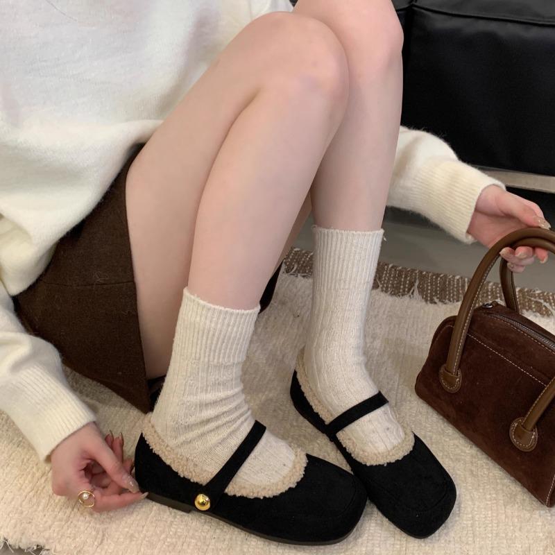 Women's Flat Shoes Winter New Square Head Shallow Mouth Suede Soft Sole Anti-slip Wear-resistant Low-top Shoes