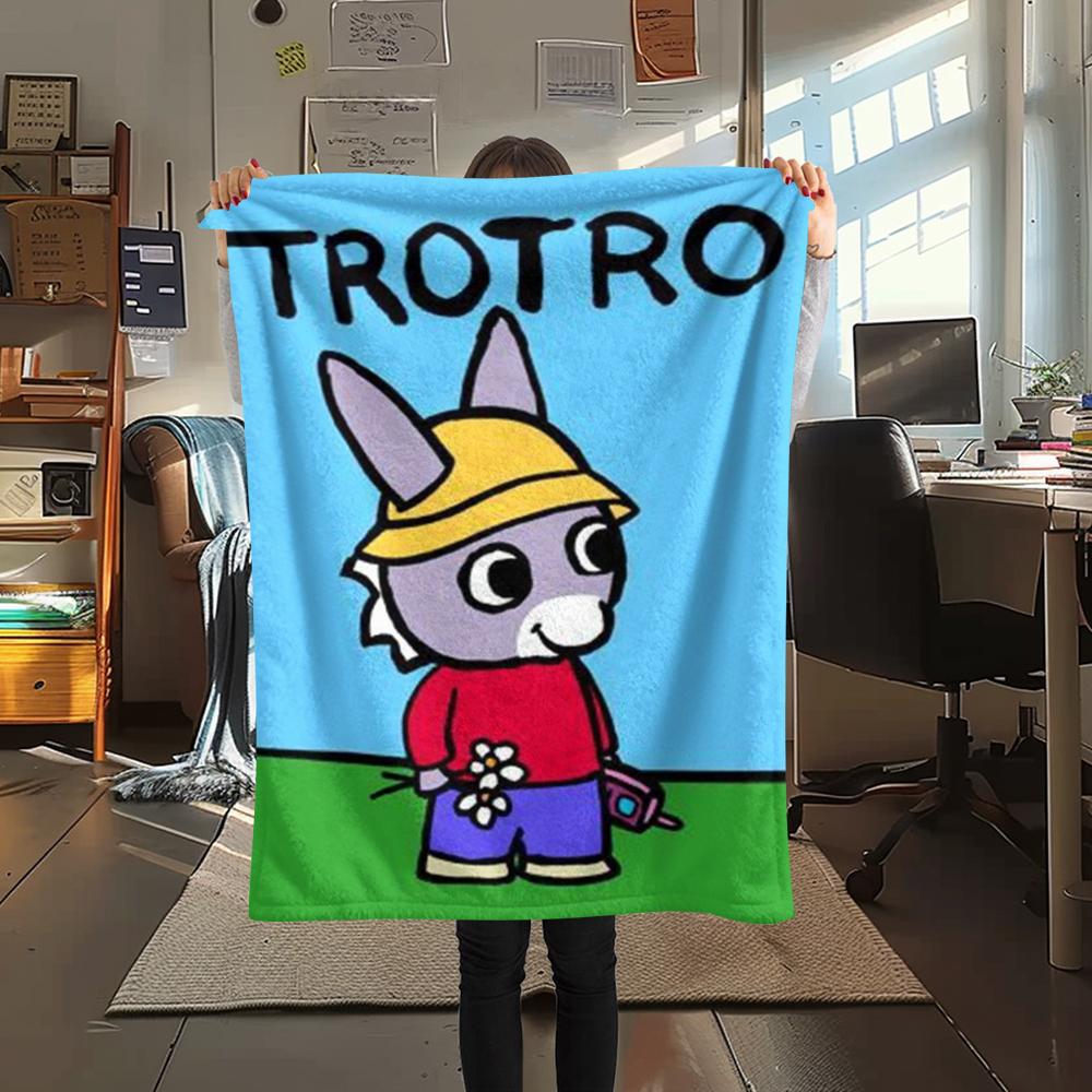 1PC Trotro Print Flannel Blanket, High Quality Comfortable for All Seasons, Home Decor, Warmth and Comfort, Perfect for Christmas Gifts229