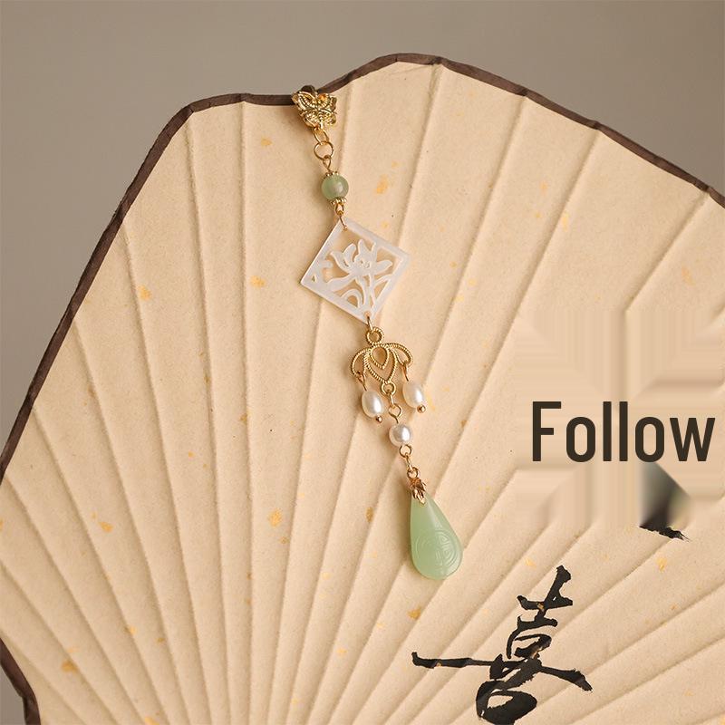 Cheongsam Pressed Collar Hanfu Tea Suit with Retro Xiangyunsha and Versatile Brooch Tassel Pendant