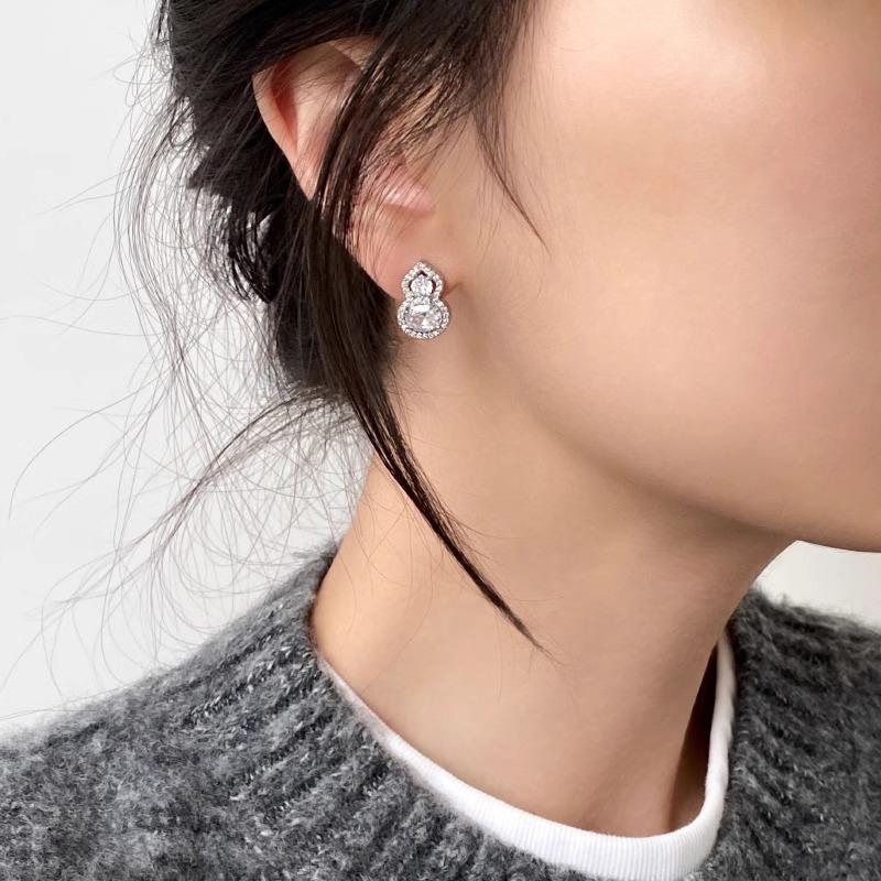 Silver needles full of diamonds, national style new Chinese gourd stud earrings, women's super flash zircon earrings, earrings.