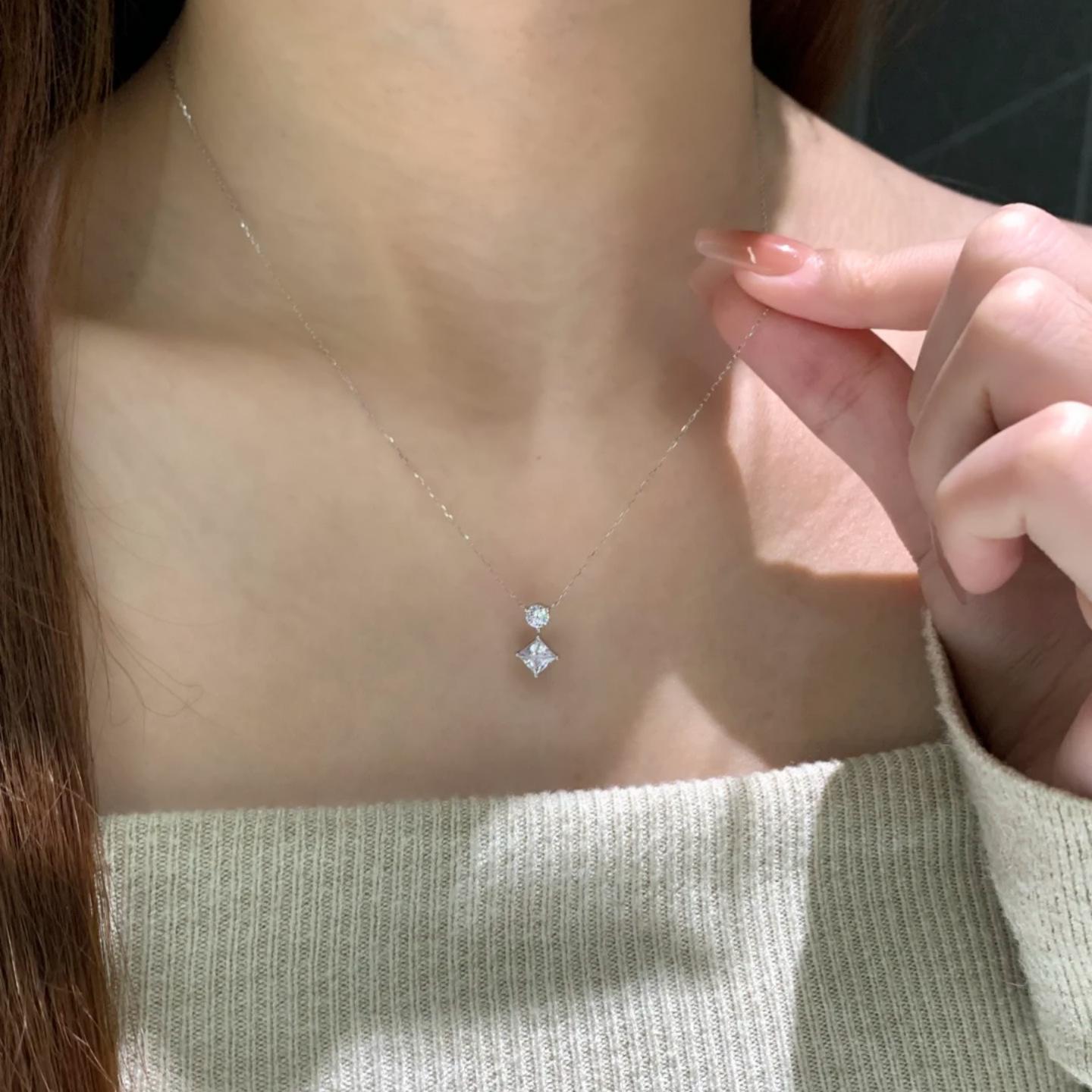 Изысканное серебряное ожерелье со звездой из циркона и муассанита - Женская роскошная цепочка на ключицу 925 Silver