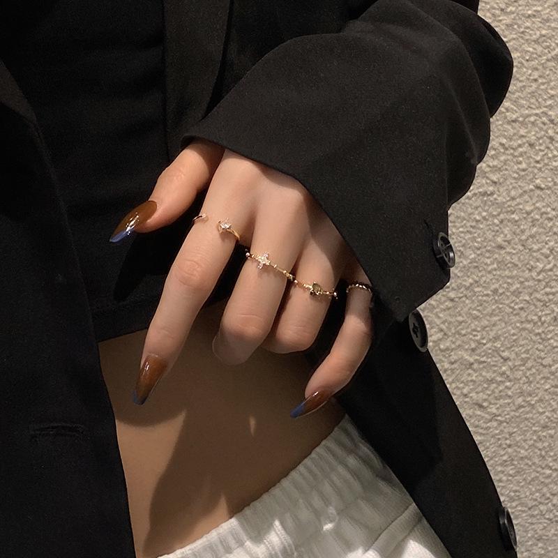 Koreanisches Zirkon-Liebesring-Set – luxuriöse, schlichte Statement-Ringe für einen vielseitigen Stil