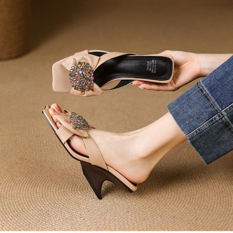 Fashion Summer Wedge Open Toe Going Out Half Slippers  New Square Headpiece Diamond Bow Slip-on Anti-slip Wear-resistant Kitten Heels