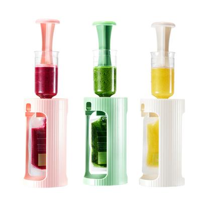 Squeeze Station for Homemade Food Pouch Filling Station Food Pouch Maker with Pouches Bottle Manual Portable Puree Squeezer Tool