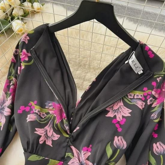 Elegantes Kleid mit Laternenärmeln und Print - Hochwertig, Leicht reifer Stil, Taillenbetont, Langer Rock für Frühlings- und Herbstabendgarderobe