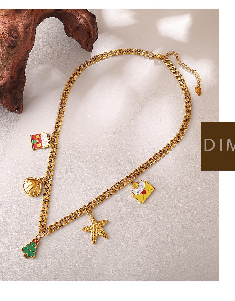 Colar Pingente de Natal DIY Europeu e Americano: Aço Inoxidável Banhado a Ouro 18K, Design de Desenho Animado Fashion para Mulheres.