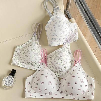 Sweet Seamless Girls' Bra - Anti-Sagging, Thin Straps, Layering, Cute Floral Print